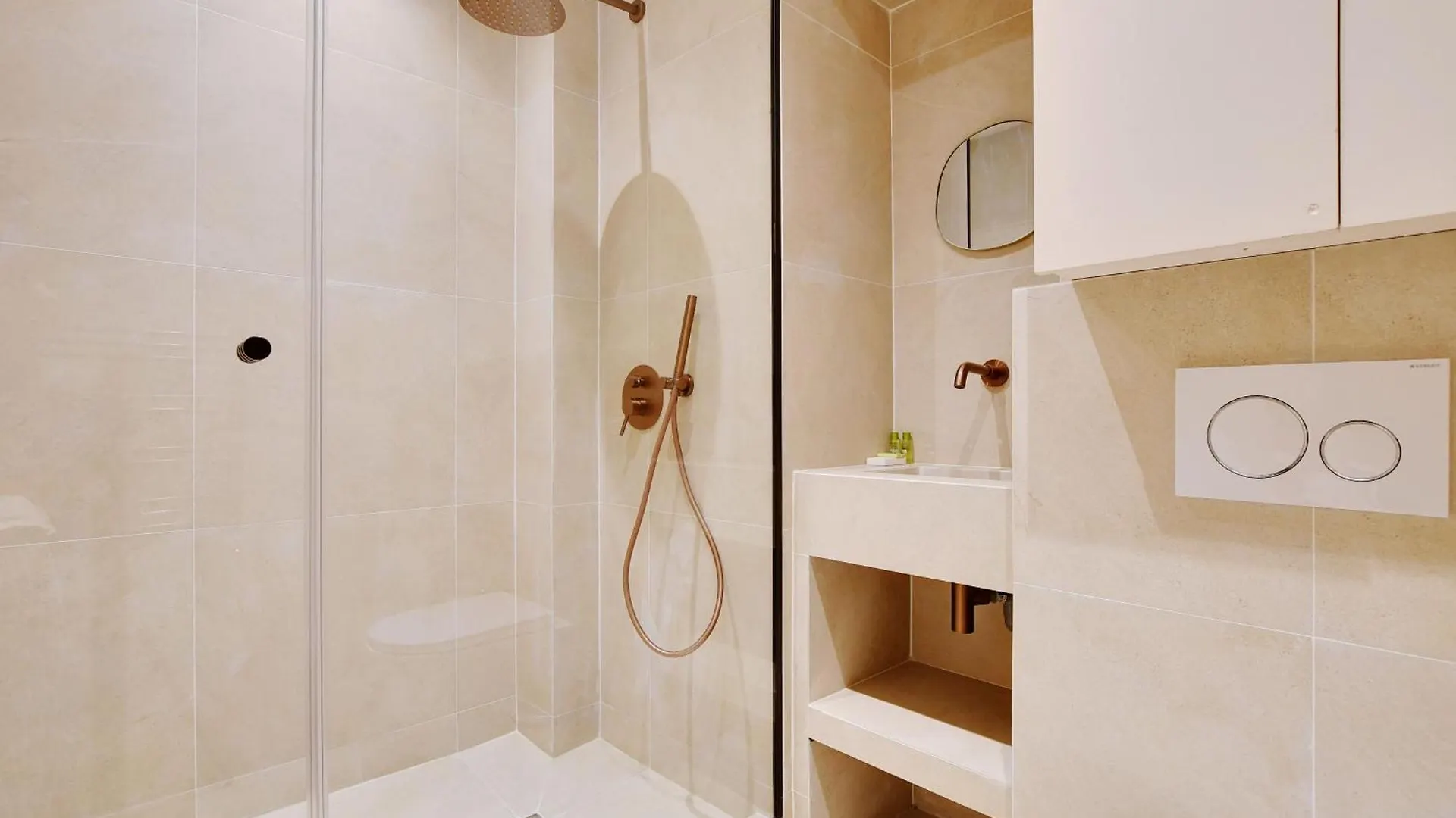 Amazing Duplex - 5br-12p - Montorgueil *