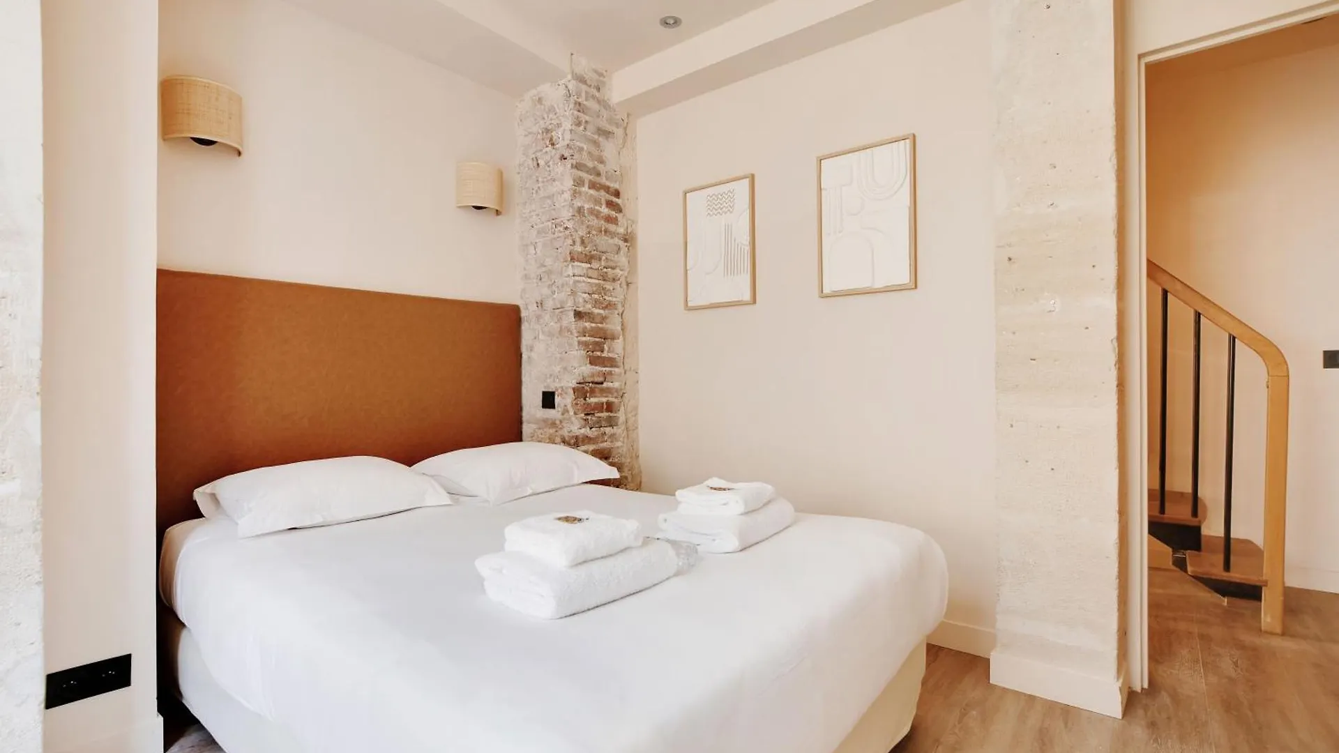 Amazing Duplex - 5br-12p - Montorgueil *